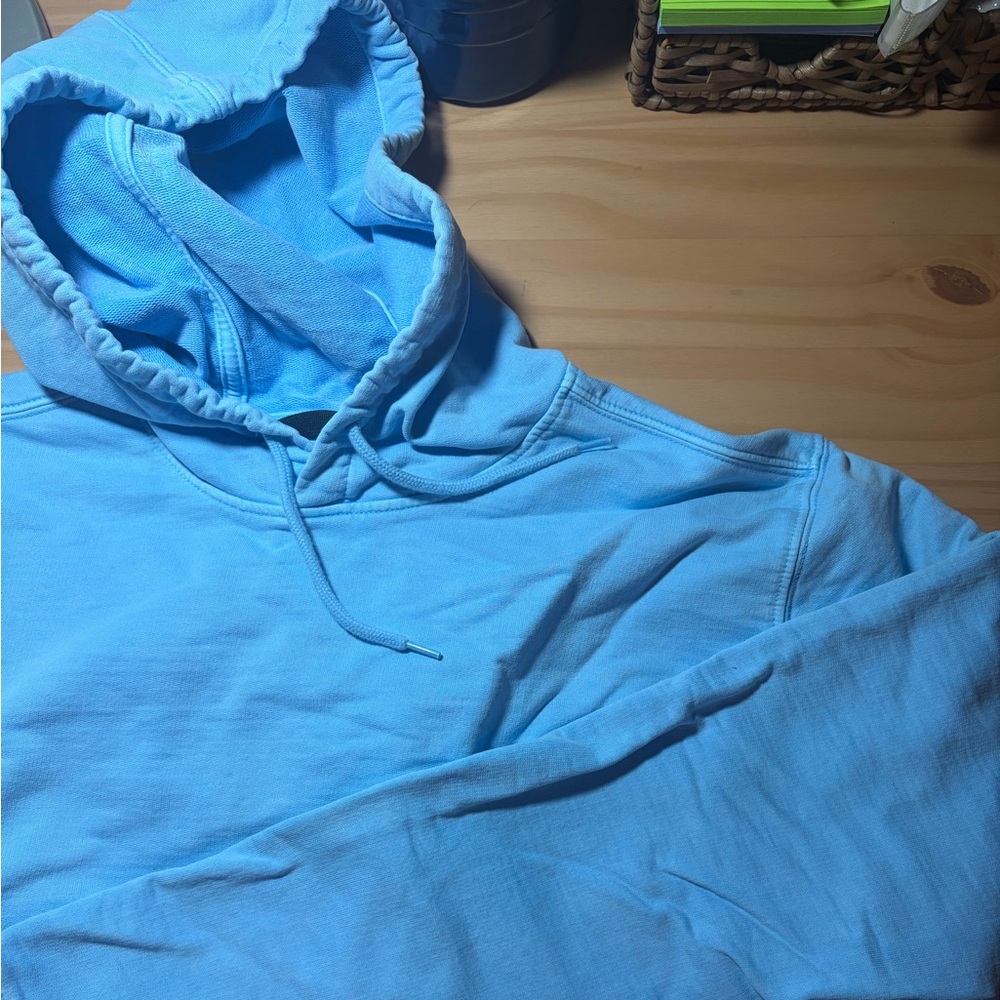 Men’s size medium carhartt terry sweatshirt